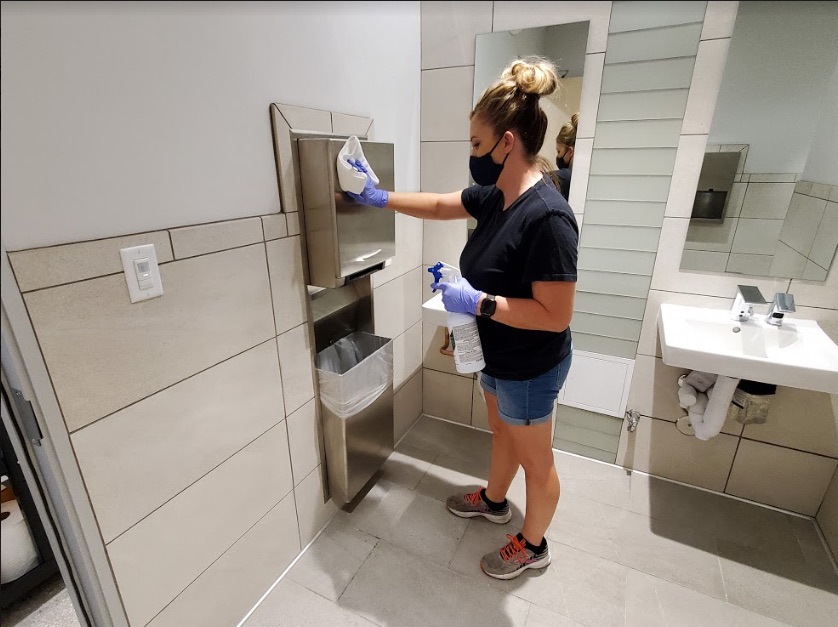 Desert Cleaning Janitorial Restroom Gallery